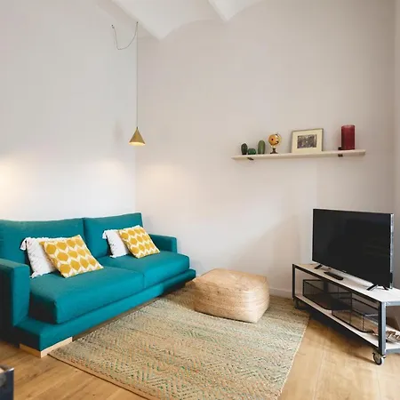 Bravissimo Pont Areny, Modern 3 Bedroom アパート *